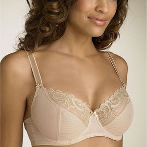 NWT Freye Phoebe AA5409 Underwire Balconette Bra
